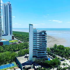 Apartment for Sale in Costa del Este - 3 bedrooms