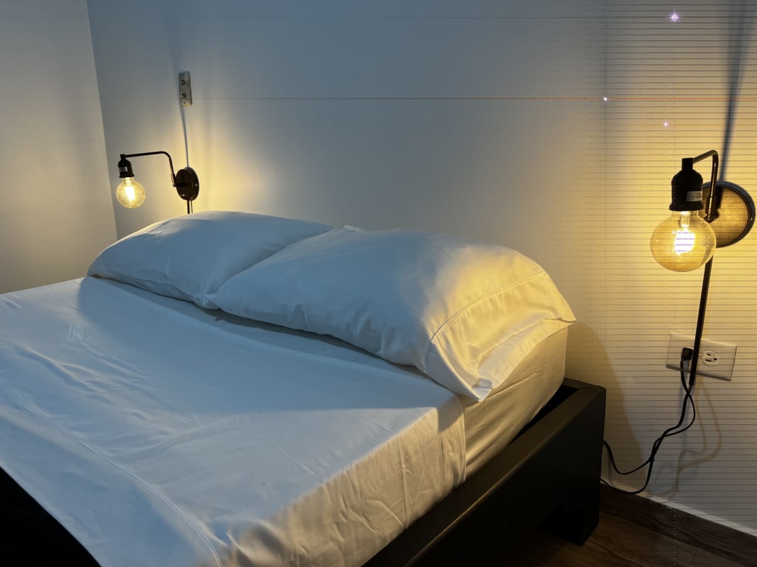 Furnished bedroom rental PH Perejil with private bathroom and AC