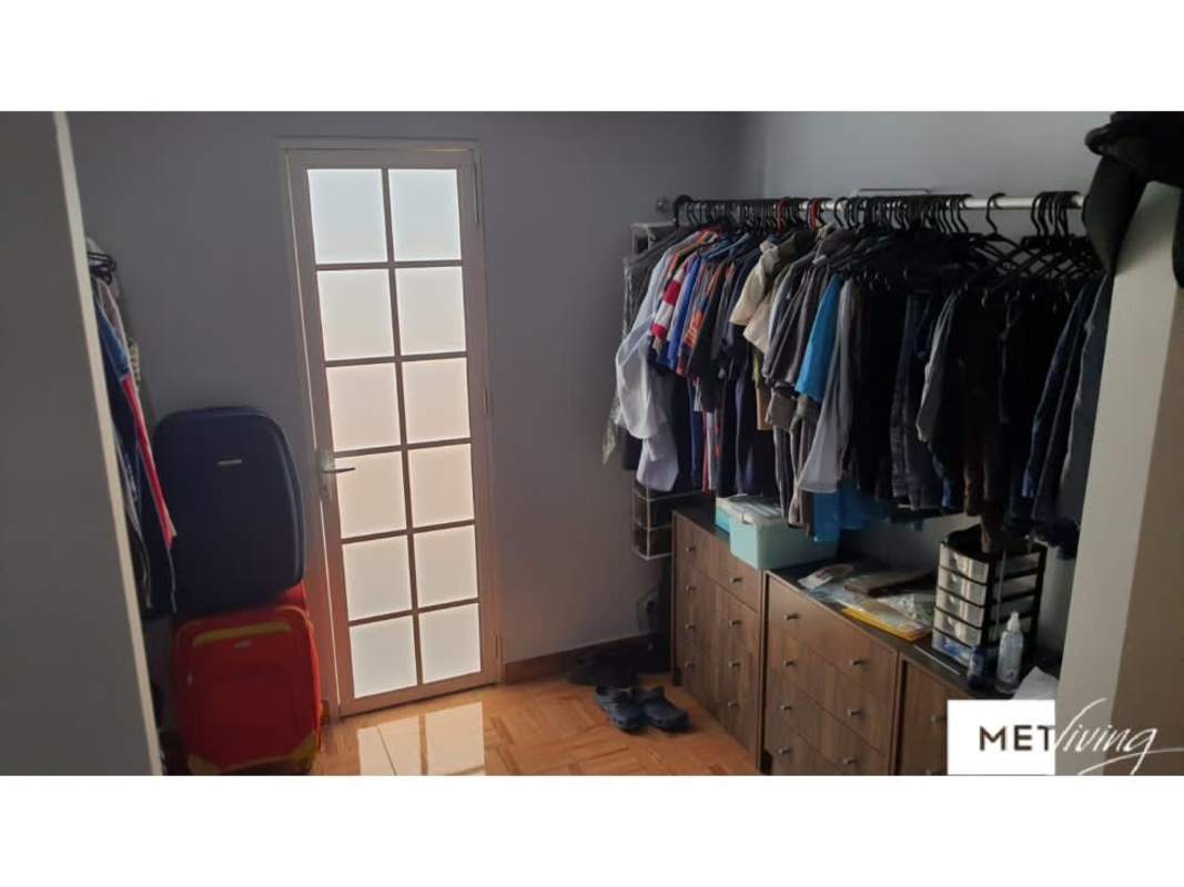 Children's bedroom with AC, purple walls, cartoons decoration Cerro Viento Panama