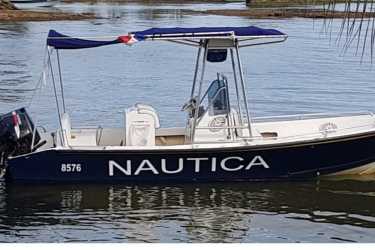 Oceanfront 5BR Estate with Guest Cottages & Boat Ramp Viento Frio