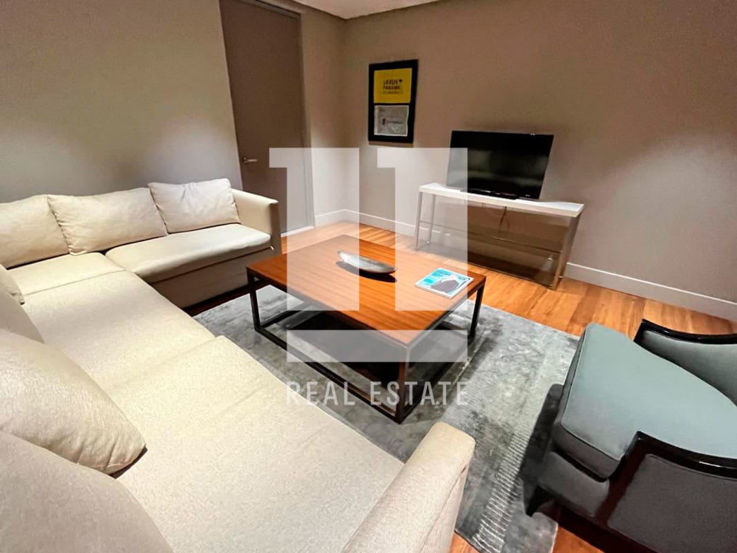 Elegant reception and waiting area at PH Torre BMW commercial building Calle 50 Panama City