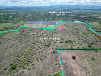 Expansive 110 hectare flat land with internal roads near Buenaventura and Pacific coast Panama