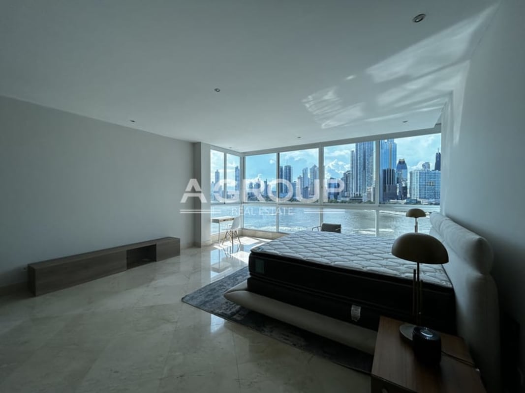 Modern living space with ocean view, marble floors, luxury furnishings at The Point Punta Paitilla