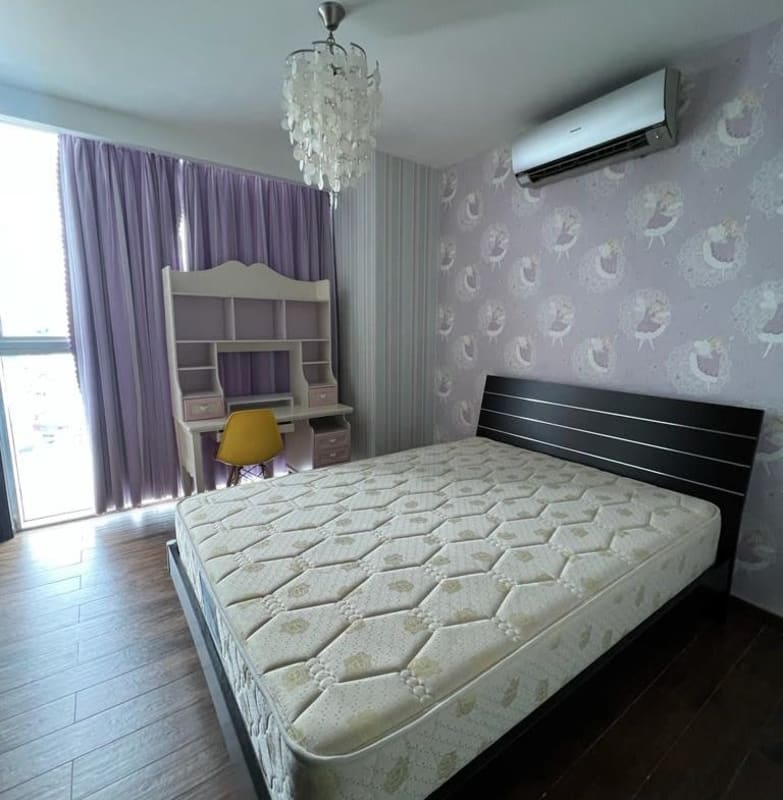 Rooftop pool area with jacuzzi, skyline and ocean views PH Waterfalls Panama