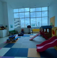 Apartment for Sale in San Francisco - 3 bedrooms