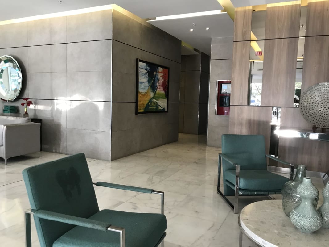 3BR Apartment PH Sky Point Tower Tumba Muerto