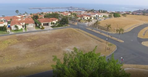 18-hole championship golf course landscaping sunset Vista Mar Golf and Beach Resort Panama