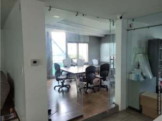 Reception desk with glass partition modern finishes in PH Prime 507 Llano Bonito Panama