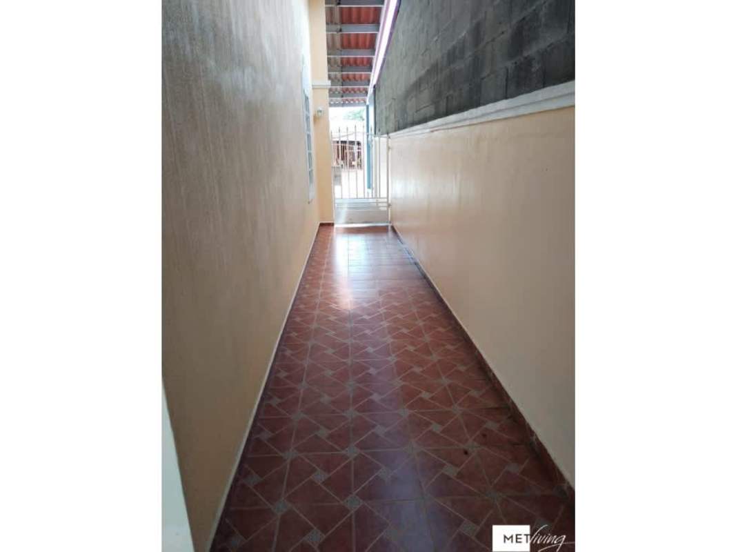 Open living space with ceiling fan, tile flooring in San Antonio Dorasol residence