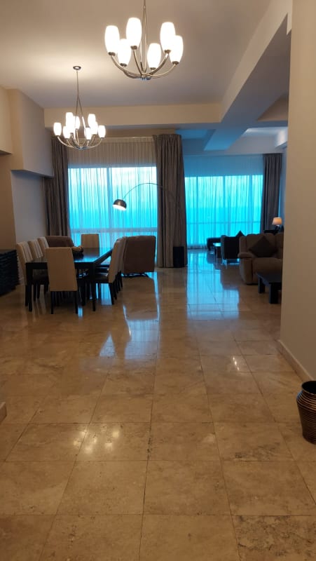 Fully equipped kitchen with granite countertops, stainless appliances, modern cabinetry in PH Titanium, Costa del Este