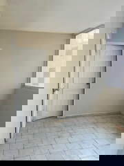 Apartment for Rent in Santa Ana - 2 bedrooms