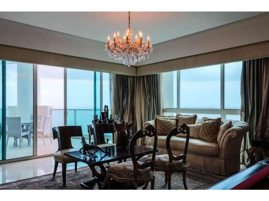 Spacious bedroom with ocean views at Venetian Tower Punta Pacifica