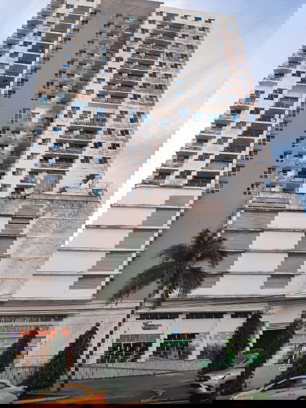 Residential condominium PH Parque Lefevre facade with retail stores Panama City