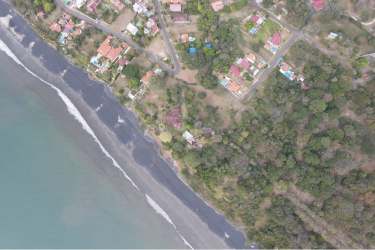 Main beachfront villa, swimming pool, gardens Costa Esmeralda San Carlos Panama