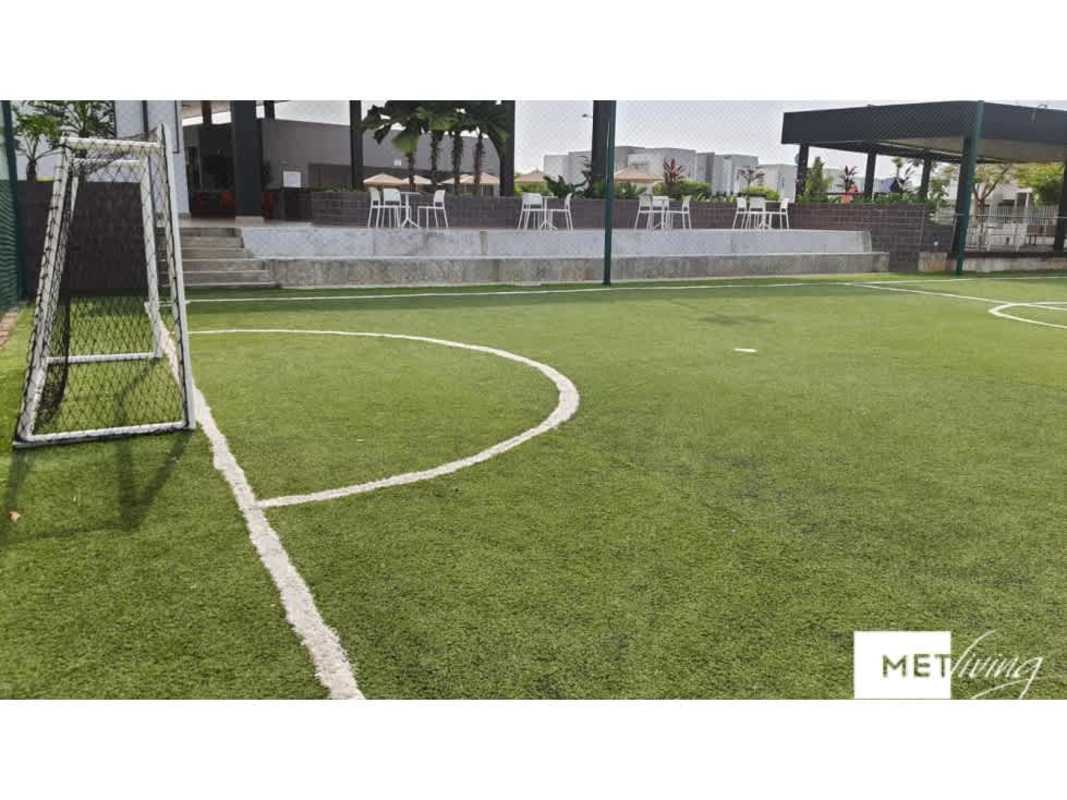 House Brisas del Golf 3BR 3BA with Pool PH Victoria