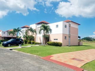 Beach House for Sale in Antón - 3 bedrooms