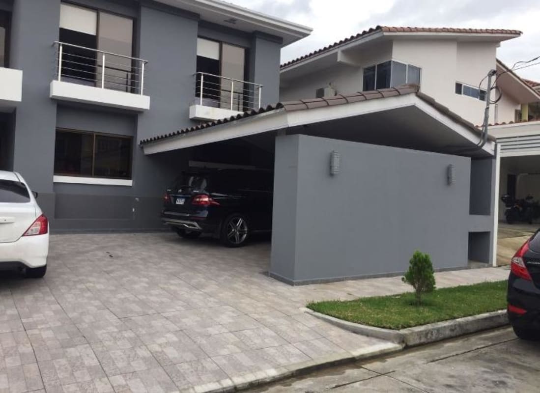 Elegant dining room with luxury finishes, stone accents and modern lighting Altos de Panamá III Panama City