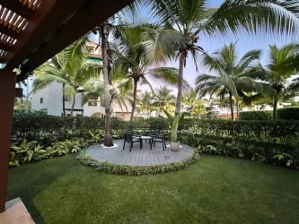 Private garden terrace with BBQ and tropical landscaping Buenaventura Río Hato