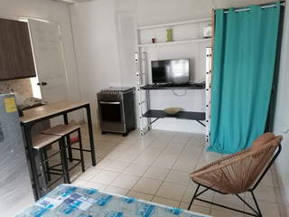 Compound: 6 Houses + 2 Warehouses for Sale in Juan Díaz - 6 bedrooms