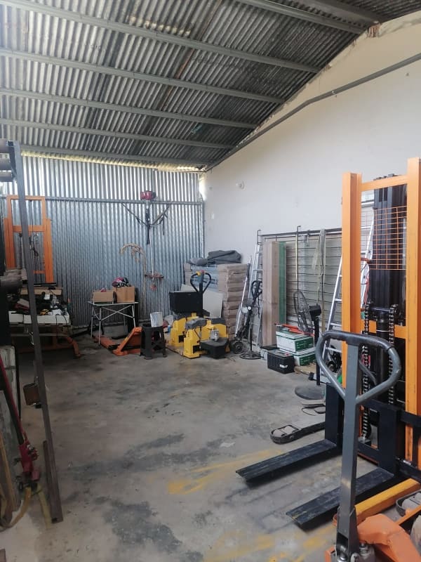 Exterior view of multiple residential units on shared compound in Juan Diaz Panama City