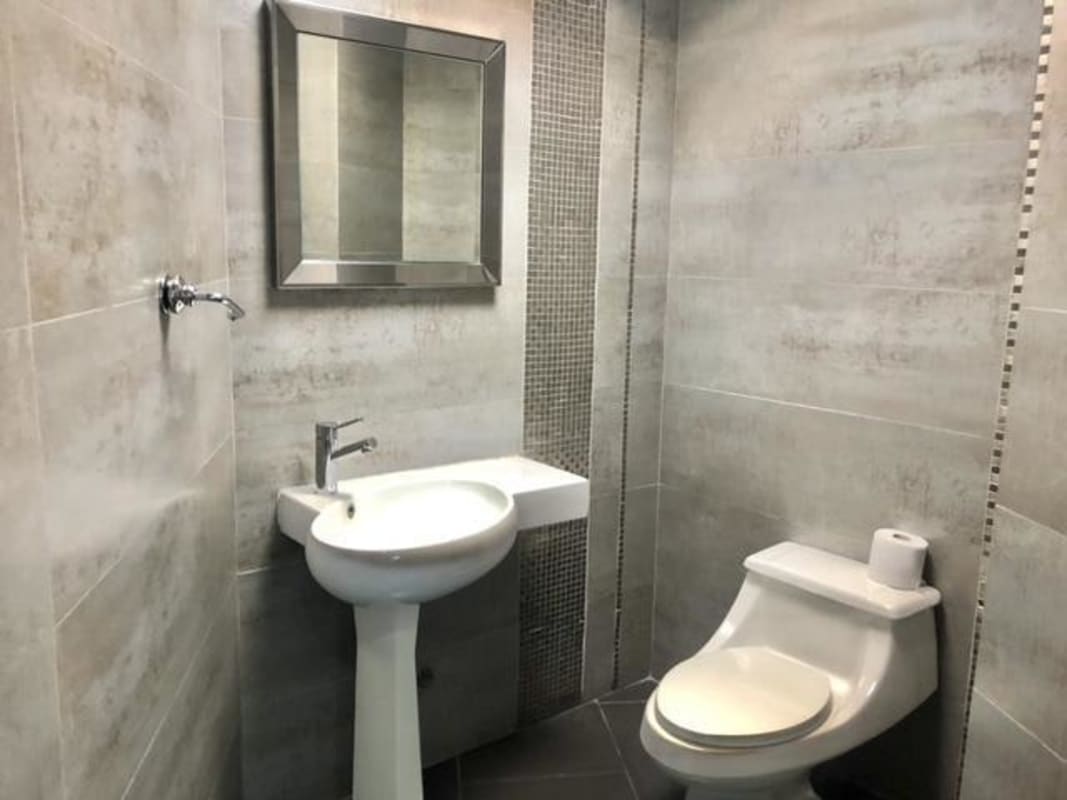 Spacious Ocean Business Plaza Office Marbella