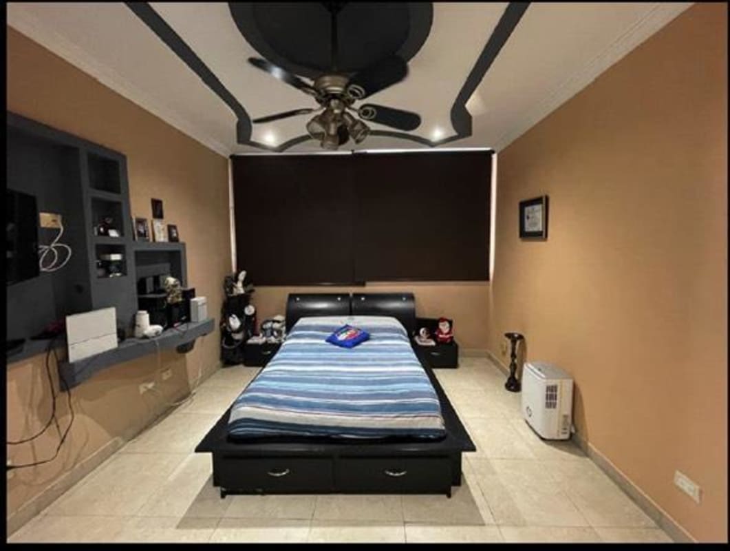 Master suite with large windows, walk-in closet, ensuite bathroom at PH The Pearl Panama