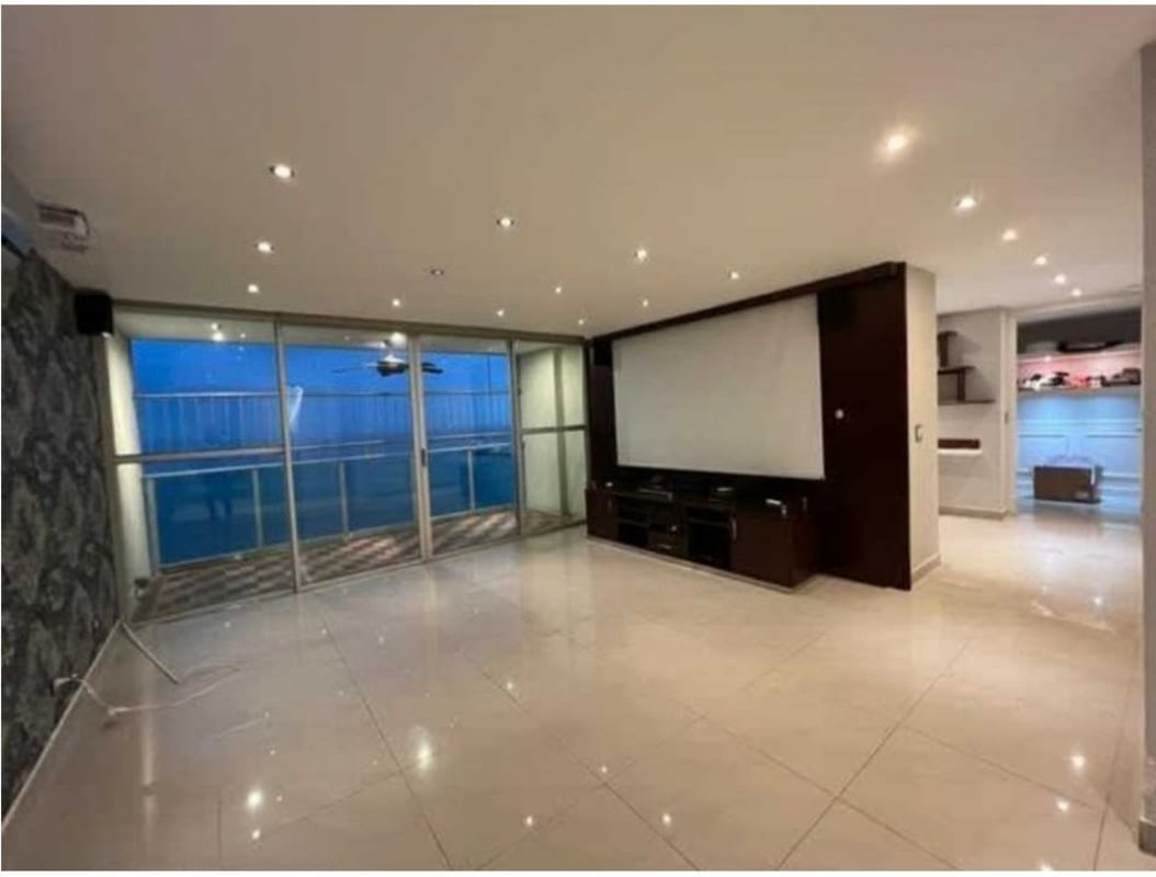 Modern spa steam room with mosaic tile at PH Terrasol San Francisco Panama City