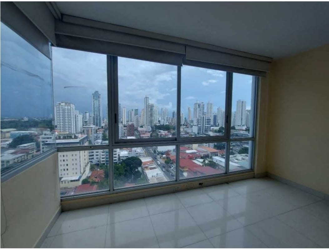 Spacious 3BR Apartment in PH Keops Towers San Francisco