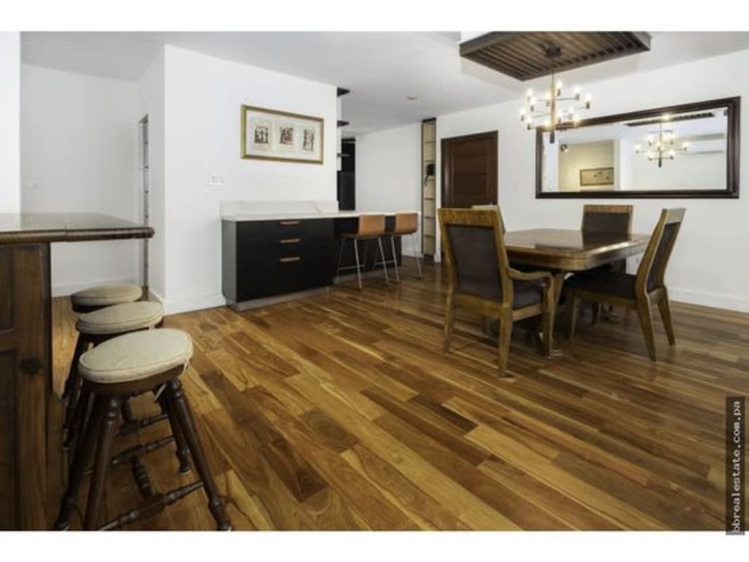 Kitchen featuring granite countertops, cabinetry in PH Pacific Star, Punta Pacifica