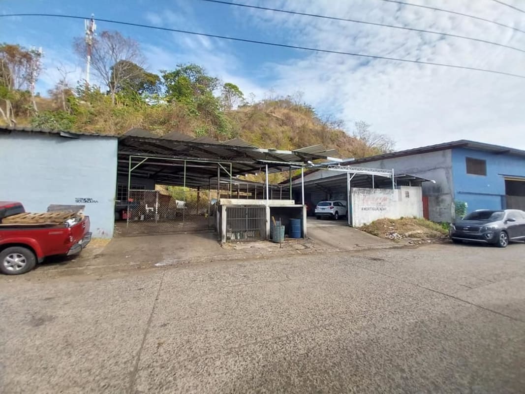 Open exterior with concrete floors, carport and fenced perimeter commercial property for sale Panama City