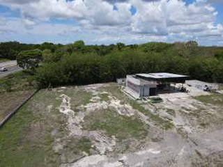 Land with industrial and commercial structures for Sale in El Coco - 4 bedrooms