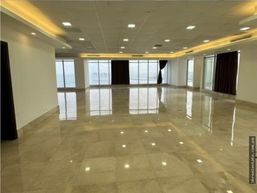 Ocean-View Office PH BICSA Avenida Balboa 225m² 4 Parking