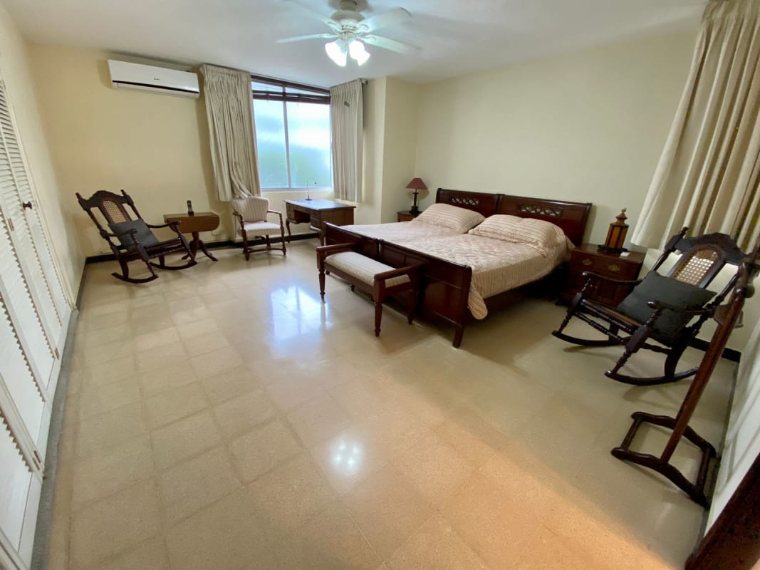 Bright master bedroom with large window and ensuite in PH Crystal El Cangrejo Panama