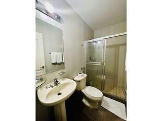 Apartment for Sale in San Francisco - 2 bedrooms