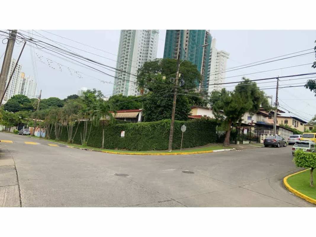 Private tiled swimming pool with palm trees and privacy wall Hato Pintado Panama