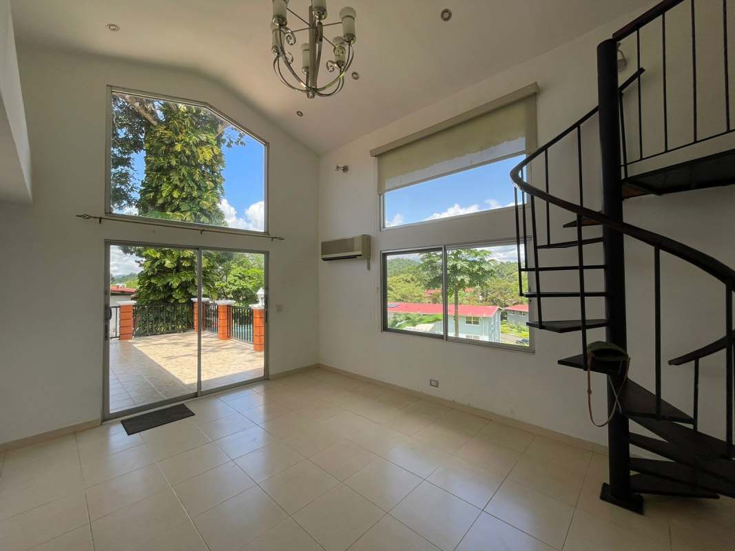 Traditional kitchen with granite countertops and cabinetry in Clayton Panama apartment for sale