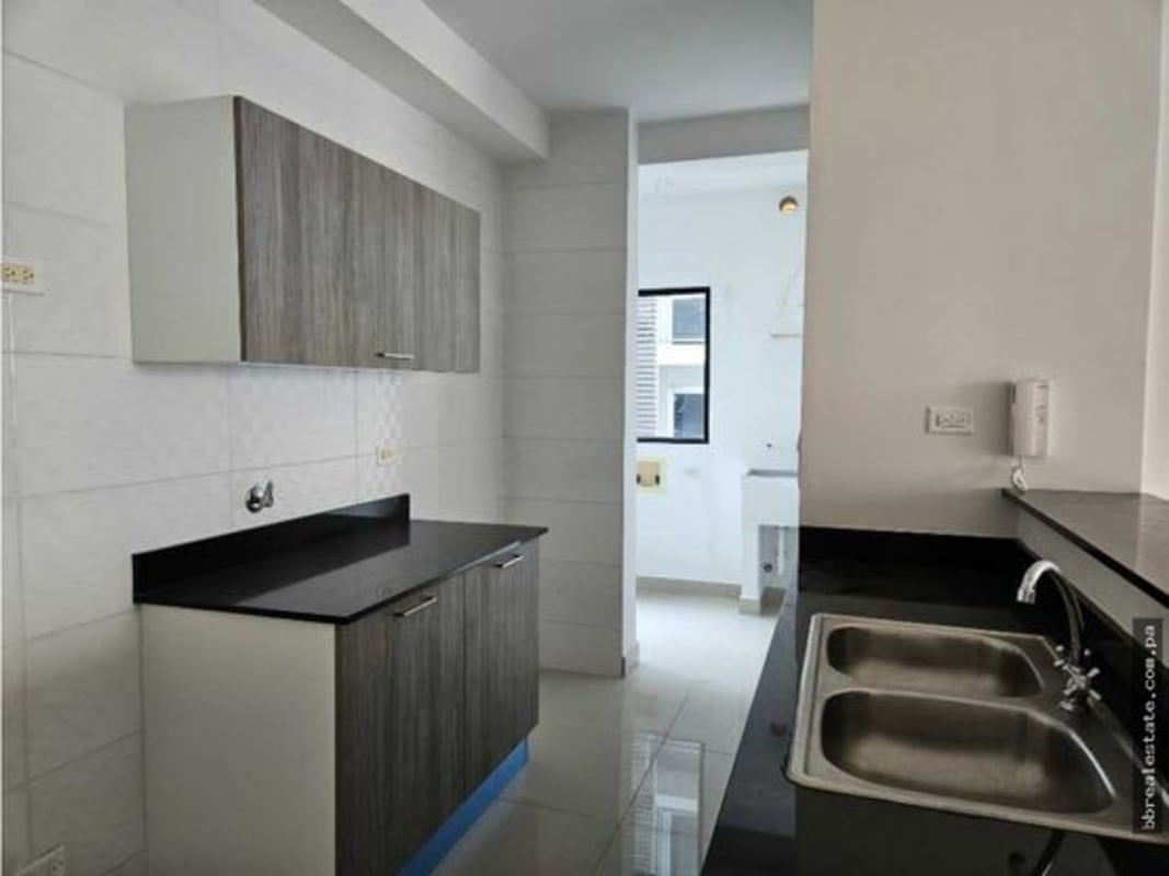 Unfurnished 2BR Apartment with Balcony in Canvas Tower Panama