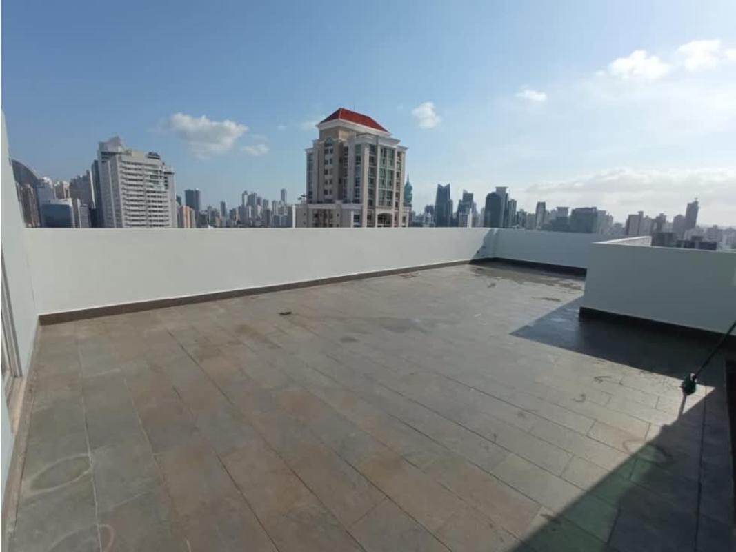Spacious rooftop terrace with panoramic city views in penthouse PH SF67 San Francisco Panama