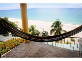 Beachfront luxury estate for Sale in El Farallón - 9 bedrooms