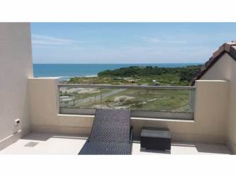 Spacious master bedroom with panoramic ocean view in PH Altamar Casamar resort Panama