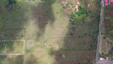 Large open developable plot with sparse vegetation Aguadulce Panama