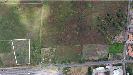 Outlined aerial photo of development land beside road in Aguadulce Panama