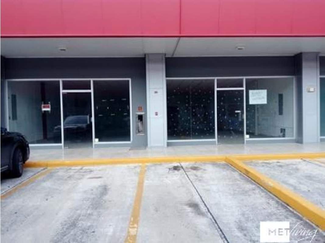 Multiple glass storefront rental units with ample parking Plaza Cantabria Vía Tocumen Panama