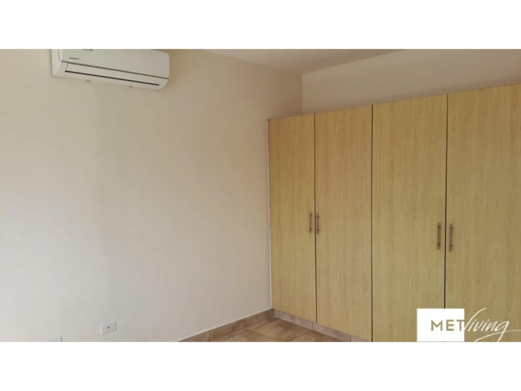 Bedroom featuring closet and AC ready PH Everest Brisas del Golf Panama