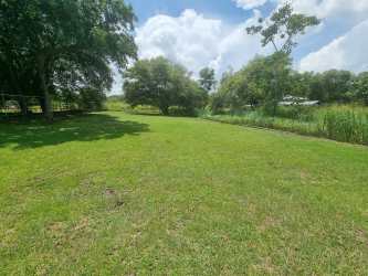 Aerial image showing 1,000m² plot near ocean in Playa Coronado beach community Panama