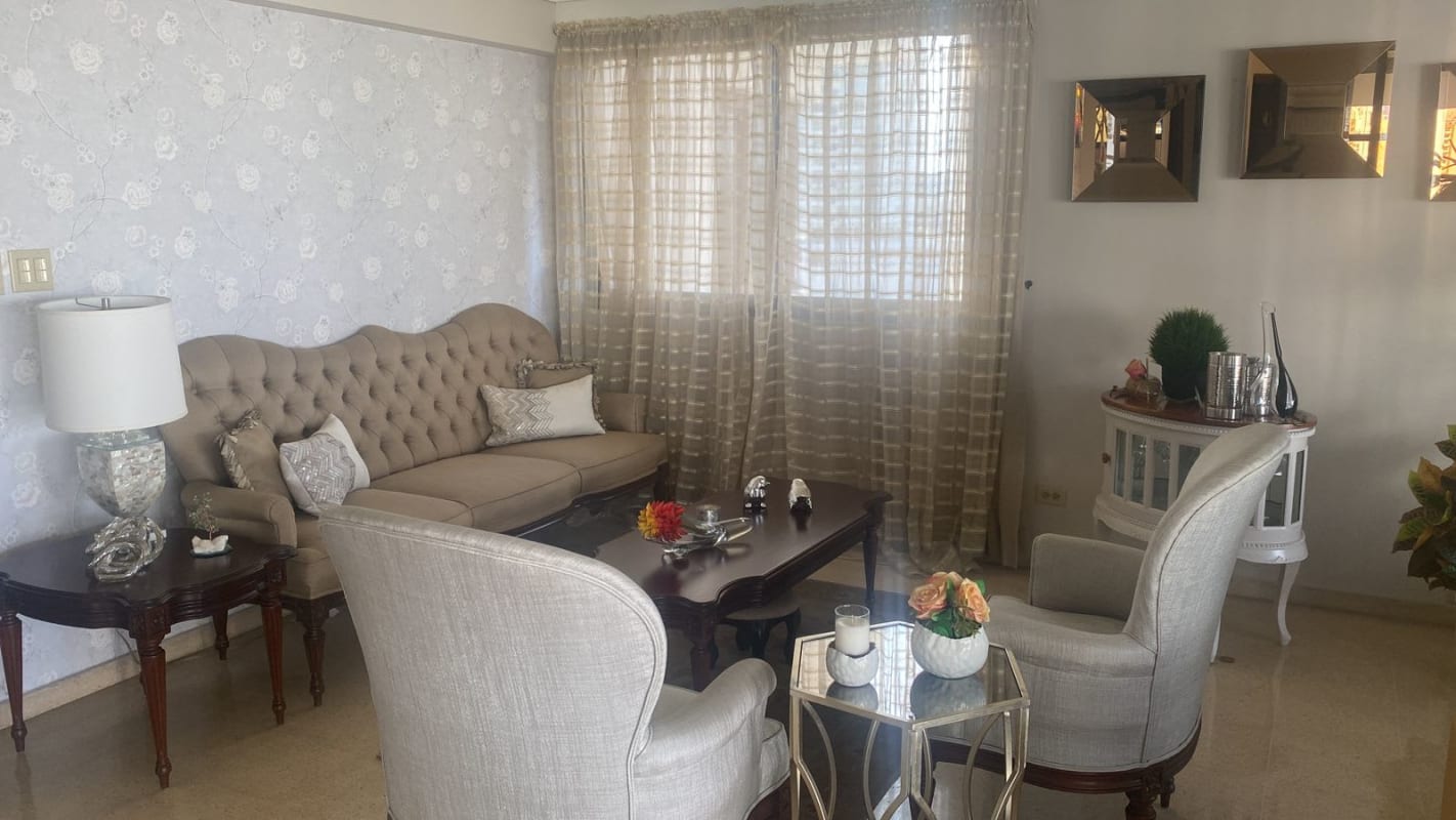 Cozy bedroom air conditioning window PH Carmel Bella Vista Panama