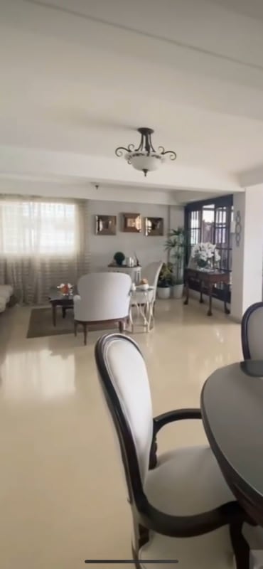 Bedroom with split AC ceiling fan large window PH Carmel El Carmen Panama