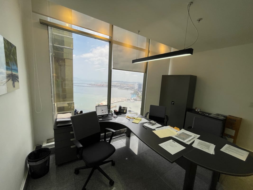 Private enclosed executive office with panoramic city waterfront vistas in PH BICSA Panama City