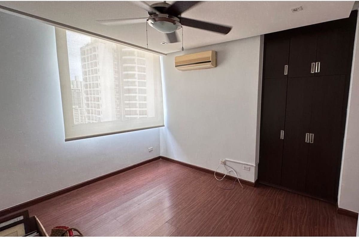 Modern bathroom with double sinks and glass shower PH Skyview Panama