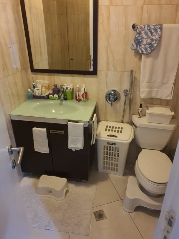 Luxurious master bedroom with balcony and panoramic views PH Allure Avenida Balboa Panama